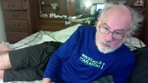 Snapshot of nedddludd chatting on 09/14/25, 11:59 nedddludd online show from 09/14/25, 11:59