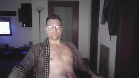 Sebastian online show from 03/05/25, 12:27