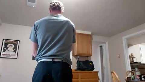 Snapshot of needsub chatting on 11/18/25, 10:36 needsub online show from 11/18/25, 10:36