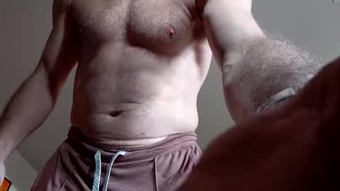 Snapshot of needsub chatting on 11/28/25, 08:44 needsub online show from 11/28/25, 08:44