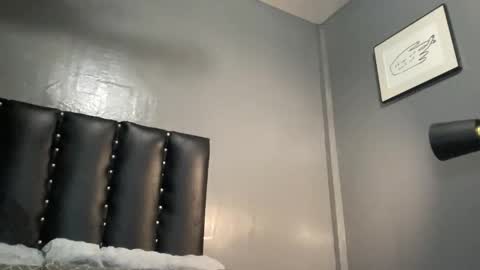 Snapshot of needyou_xxx chatting on 01/13/26, 11:04 karla online show from 01/13/26, 11:04