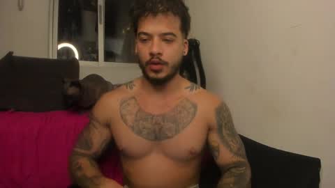 Nei turn green online show from 02/10/25, 12:08