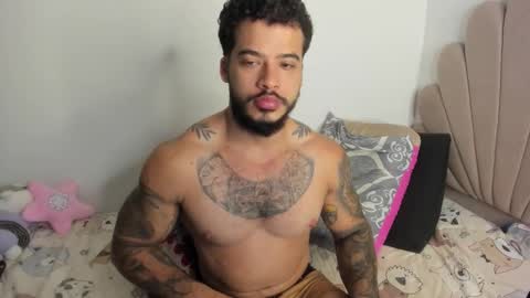 Nei turn green online show from 09/13/25, 09:20