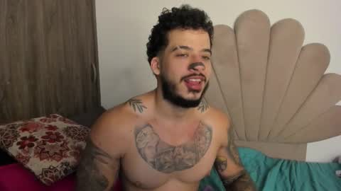 Nei turn green online show from 09/30/25, 11:32