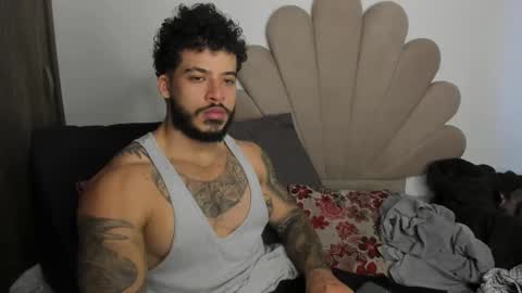 Nei turn green online show from 01/14/26, 05:07