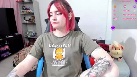 Snapshot of neeko_lol_ chatting on 10/07/25, 06:49 Geek Nicole    im Neeko UwU online show from 10/07/25, 06:49