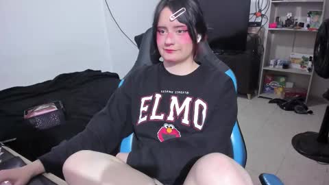 Geek Nicole    im Neeko UwU online show from 02/24/26, 01:42