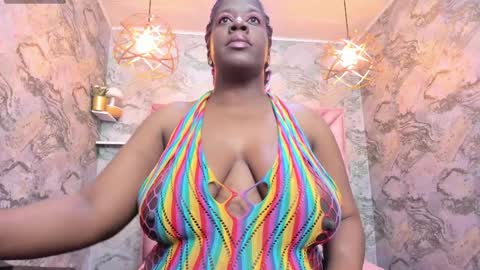 Snapshot of neffertiry_ebonny chatting on 03/31/26, 02:02 Nefer online show from 03/31/26, 02:02