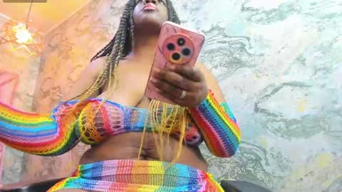 Snapshot of neffertiry_ebonny chatting on 05/16/26, 05:23 Nefer online show from 05/16/26, 05:23