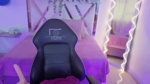 NEFTIS  online show from 04/07/26, 07:14