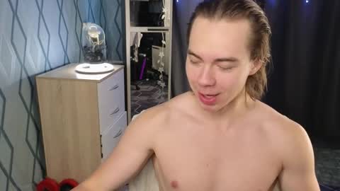 Negan online show from 10/09/25, 03:26