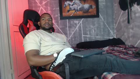 negritomeloso_k18 online show from 10/01/25, 05:41