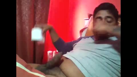 Snapshot of negritoo_2503 chatting on 11/22/25, 11:53 negritoo_2503 online show from 11/22/25, 11:53