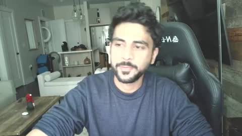 Snapshot of neilsing chatting on 04/08/26, 06:30 neil online show from 04/08/26, 06:30