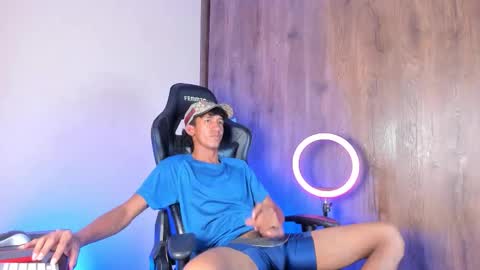 Snapshot of neitan_miller chatting on 03/14/26, 07:36 neitan online show from 03/14/26, 07:36