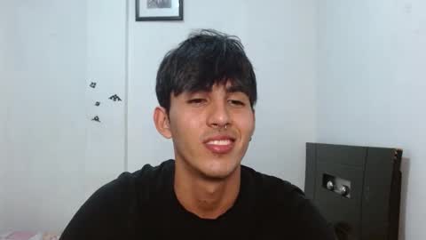 Snapshot of neithanzyn chatting on 12/20/24, 08:34 Neithanzyn online show from 12/20/24, 08:34