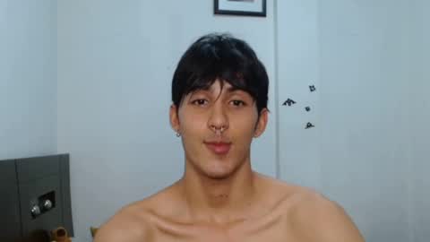 Snapshot of neithanzyn chatting on 01/15/25, 01:45 Neithanzyn online show from 01/15/25, 01:45