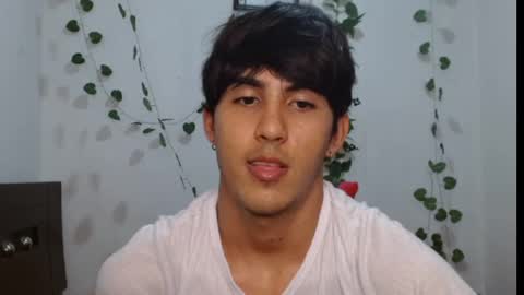 Snapshot of neithanzyn chatting on 02/19/25, 07:59 Neithanzyn online show from 02/19/25, 07:59