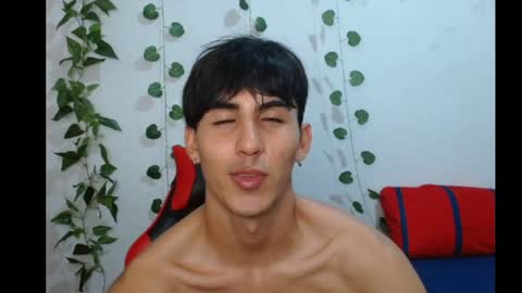 Snapshot of neithanzyn chatting on 02/28/25, 10:39 Neithanzyn online show from 02/28/25, 10:39