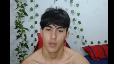 Snapshot of neithanzyn chatting on 03/05/25, 07:49 Neithanzyn online show from 03/05/25, 07:49