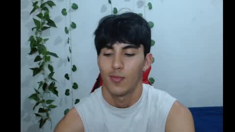 Snapshot of neithanzyn chatting on 03/06/25, 07:32 Neithanzyn online show from 03/06/25, 07:32