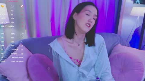 Snapshot of neko_blush chatting on 04/23/26, 02:19 Neko online show from 04/23/26, 02:19