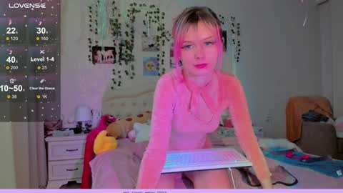 Snapshot of neko_kitsune chatting on 12/17/24, 12:33 neko_kitsune online show from 12/17/24, 12:33