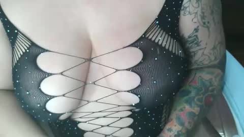 NekoKittenz online show from 09/25/25, 10:57