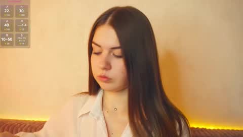 Snapshot of neldabestwick chatting on 09/18/25, 04:53 Histori online show from 09/18/25, 04:53