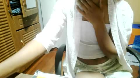 Snapshot of nelia_84 chatting on 07/16/26, 05:30 nelia_84 online show from 07/16/26, 05:30