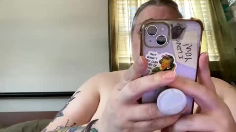 Nellie Atlas online show from 12/04/25, 04:38