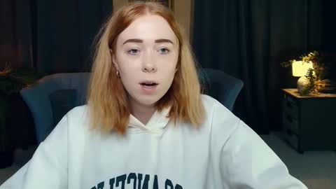 Snapshot of nelliemathers chatting on 12/05/25, 08:27 Nelli online show from 12/05/25, 08:27