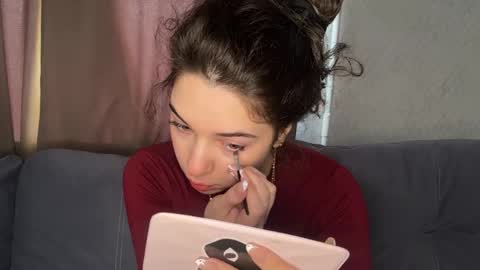 Angelihee online show from 04/14/26, 10:21