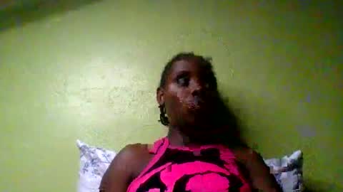 Snapshot of nelly_ebony5 chatting on 06/09/26, 01:12 nelly_ebony5 online show from 06/09/26, 01:12