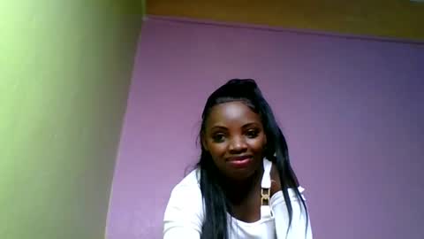 Snapshot of nelly_ebony5 chatting on 06/13/26, 01:47 nelly_ebony5 online show from 06/13/26, 01:47