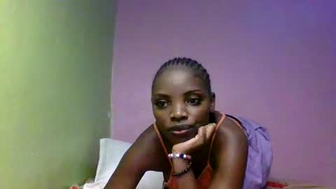 Snapshot of nelly_ebony5 chatting on 06/24/26, 01:26 nelly_ebony5 online show from 06/24/26, 01:26
