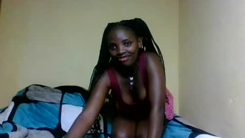 Snapshot of nelly_ebony5 chatting on 07/16/26, 04:24 nelly_ebony5 online show from 07/16/26, 04:24