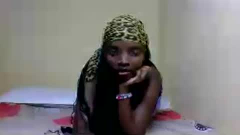Snapshot of nelly_ebony5 chatting on 08/08/26, 11:23 nelly_ebony5 online show from 08/08/26, 11:23