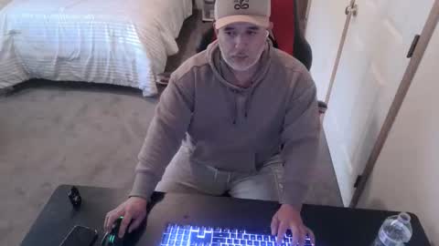 Snapshot of nelsonbucara chatting on 04/04/26, 11:35 nelsonbucara online show from 04/04/26, 11:35