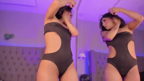 Snapshot of nemesiis__ chatting on 12/29/24, 02:00 Nmesis online show from 12/29/24, 02:00