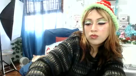 Snapshot of nena_lov chatting on 12/03/24, 09:12 Star  online show from 12/03/24, 09:12