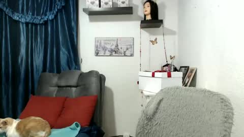 Snapshot of nena_lov chatting on 01/21/25, 03:37 Star  online show from 01/21/25, 03:37