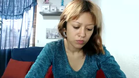 Snapshot of nena_lov chatting on 02/06/25, 03:41 Star  online show from 02/06/25, 03:41