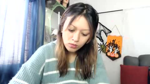 Snapshot of nena_lov chatting on 10/16/25, 03:57 Star  online show from 10/16/25, 03:57
