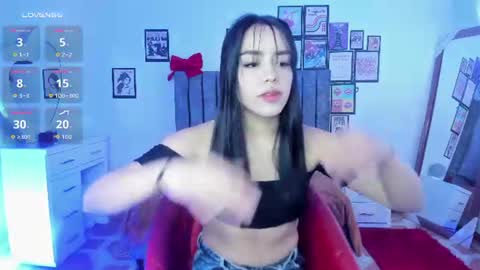 nenitaa_ online show from 06/18/26, 08:57