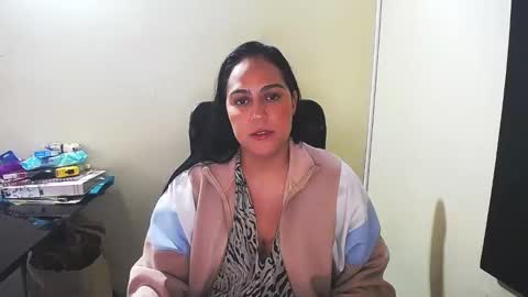 kelly lopez online show from 01/21/25, 01:00