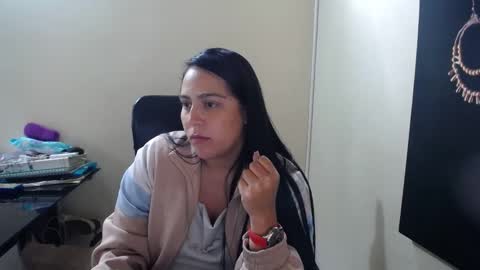 kelly lopez online show from 02/19/25, 02:23