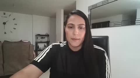 kelly lopez online show from 09/17/25, 06:31