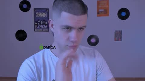 Snapshot of neo_raze_ chatting on 03/03/26, 08:26 neo_raze_ online show from 03/03/26, 08:26