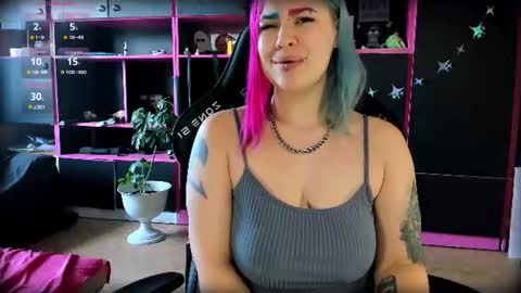 Snapshot of neon_baddie chatting on 07/07/26, 07:45 Ada online show from 07/07/26, 07:45